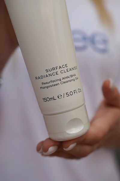 Гель для вмивання Medik8 Surface Radiance Cleanse MD787 фото