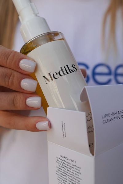 Очищающее масло Lipid Balance Cleansing Oil Medik8 MD23 фото