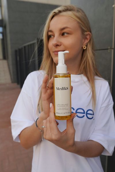 Очищающее масло Lipid Balance Cleansing Oil Medik8 MD23 фото
