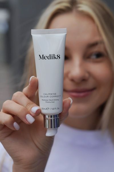 Крем для щоденного догляду Calmwise Colour Corrector Medik8 MD310 фото