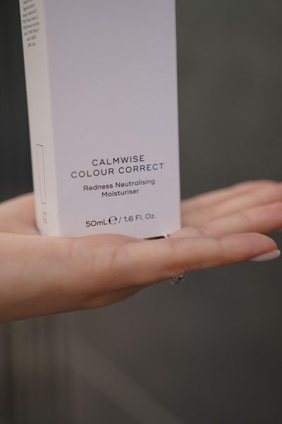 Крем для щоденного догляду Calmwise Colour Corrector Medik8 MD310 фото