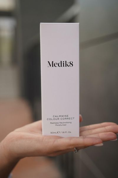 Крем для щоденного догляду Calmwise Colour Corrector Medik8 MD310 фото