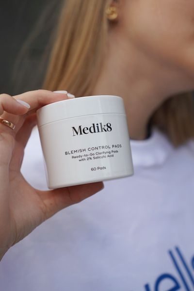 Blemish Control Pads Medik8 Безспиртові подушечки MD259 фото