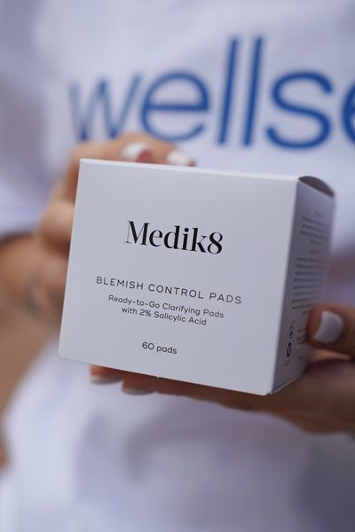 Blemish Control Pads Medik8 Безспиртові подушечки MD259 фото