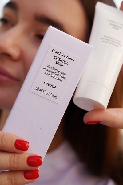 Essential Scrub &ndash; очищающий скраб Comfort Zone CZ19 фото