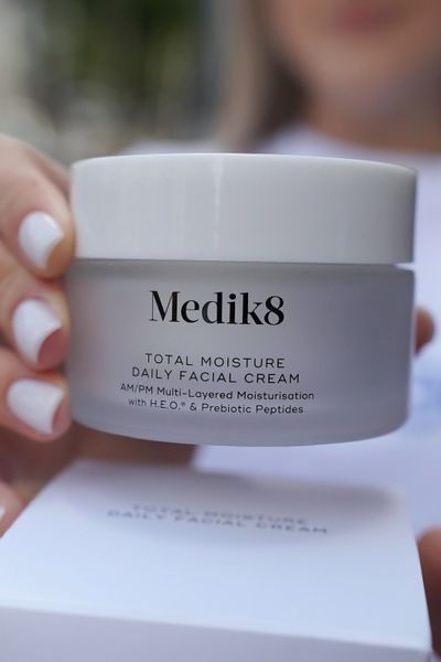 Крем для зволоження шкіри Medik8 Total Moisture Daily Facial Cream MD268 фото