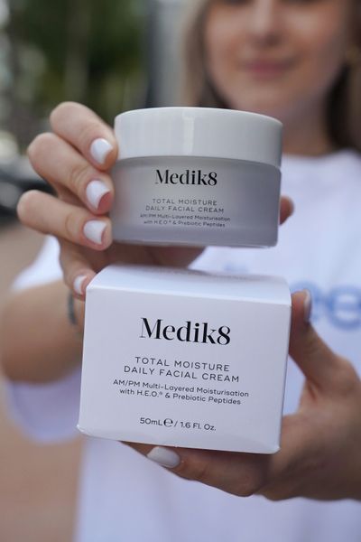 Крем для зволоження шкіри Medik8 Total Moisture Daily Facial Cream MD268 фото