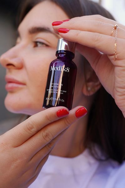 Medik8 HYDR8 B5 Intense Зволожувальна сироватка   MD43 фото